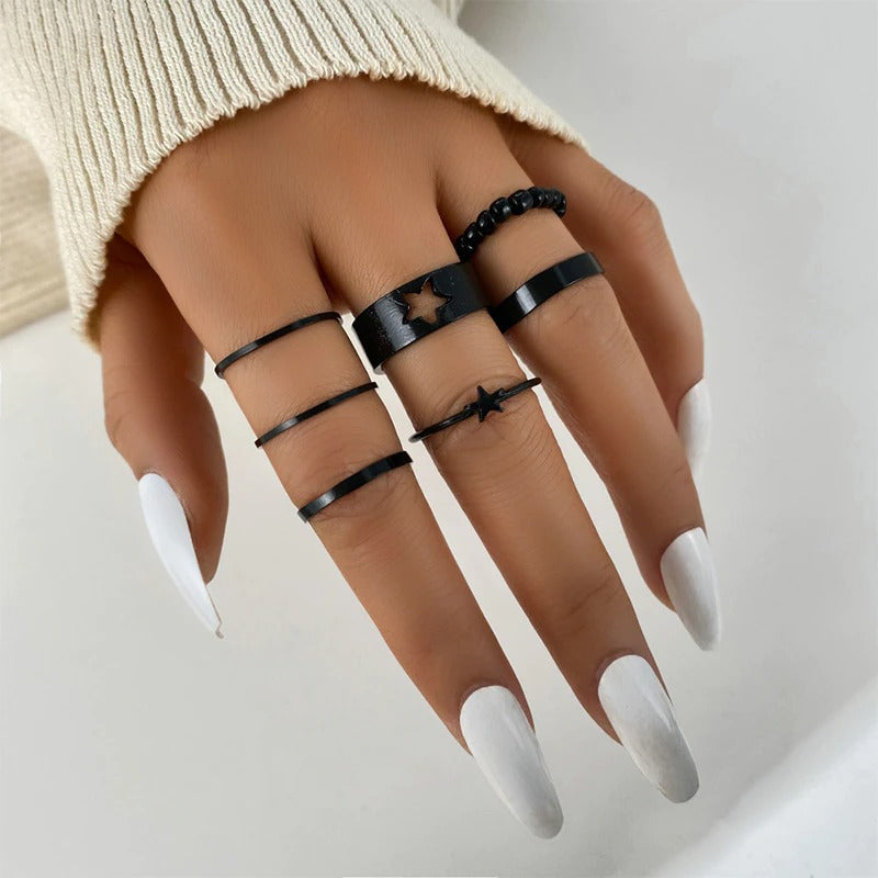 Black Star Ring Set