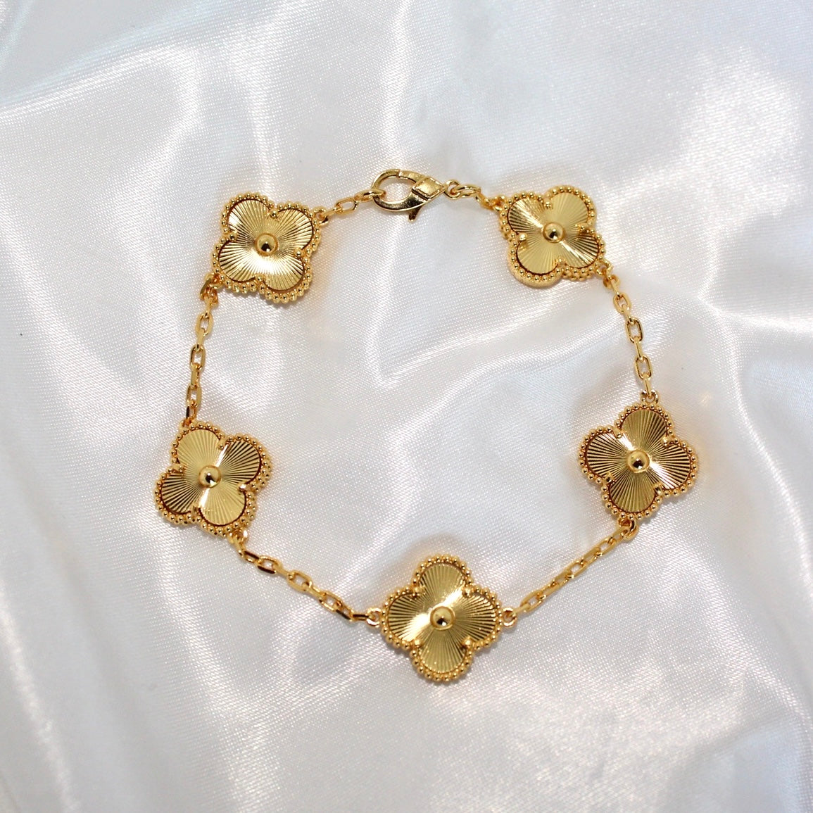 Lucky Clover 18k Gold Bracelet